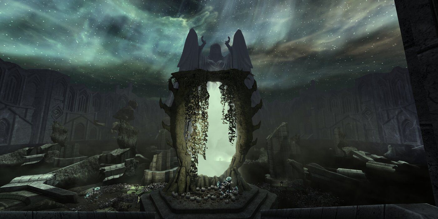 Statue of Meridia in her realm of the colored rooms