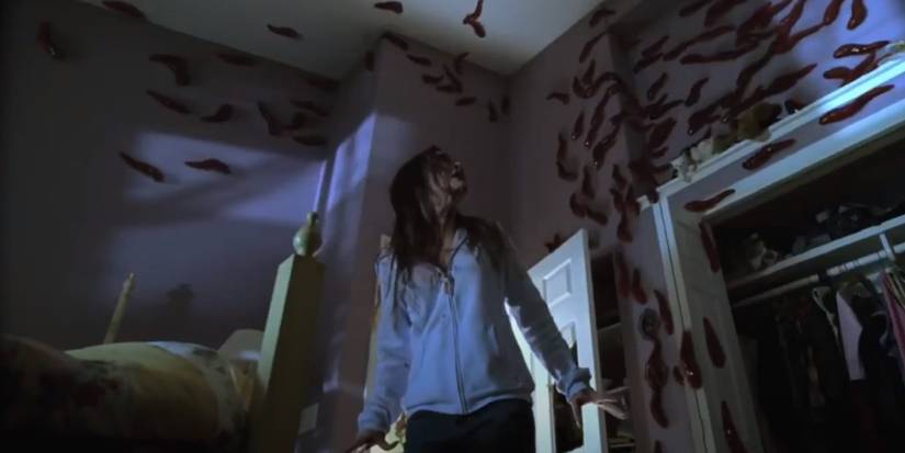 Alien parasitic slugs in Slither