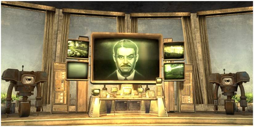 The screen showing Robert House's pre-war appearance