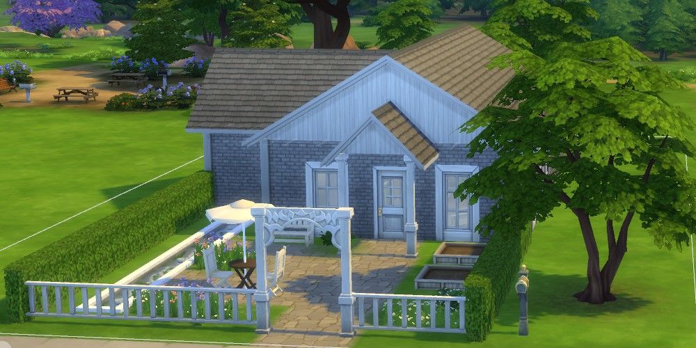 Sims 4 First House Family
