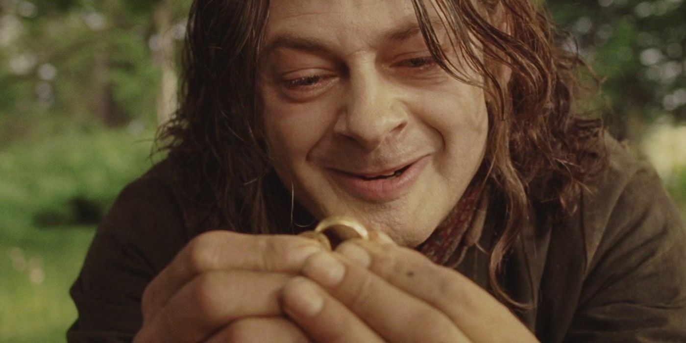 Lord of the Rings Smeagol With Ring