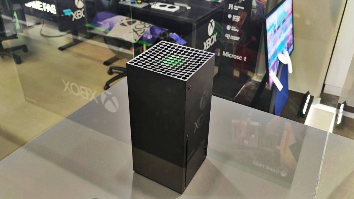 xbox series x console