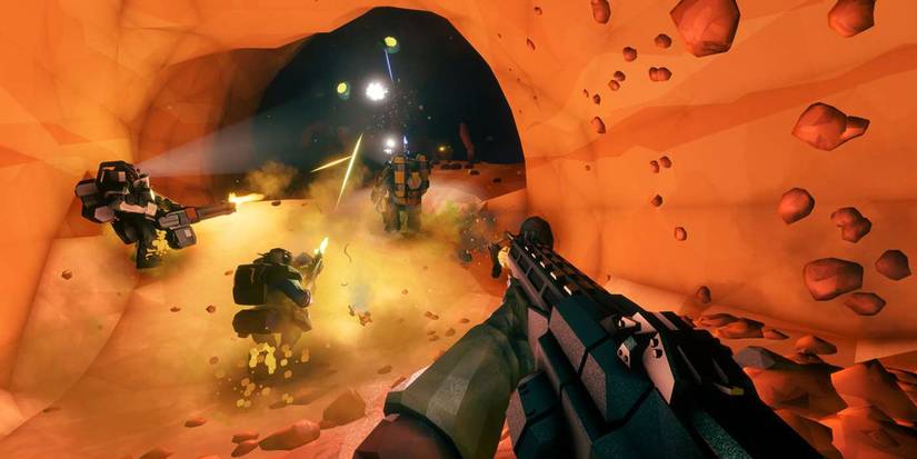 Deep Rock Galactic Team Fights In Tunnel