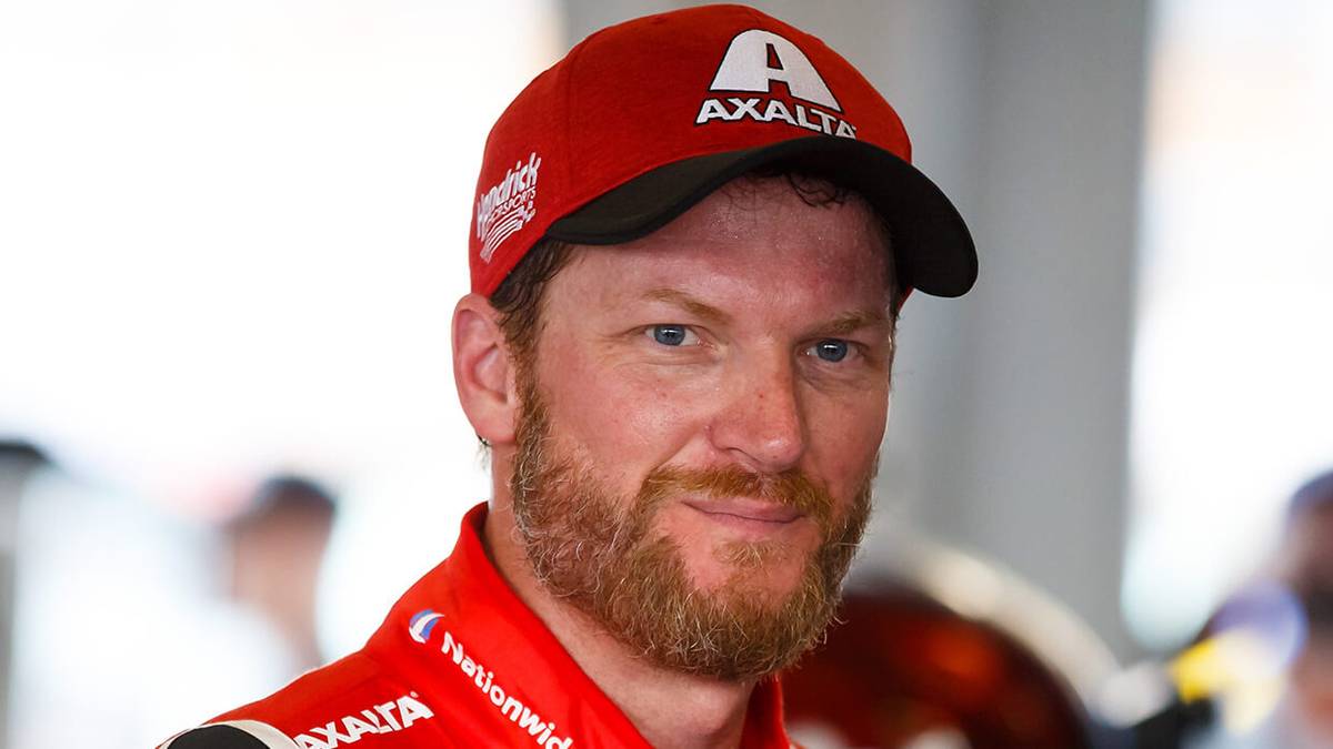 Former NASCAR Driver builds Gaming PC