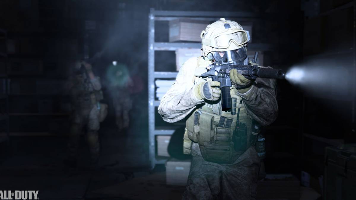 call of duty flashlight warzone
