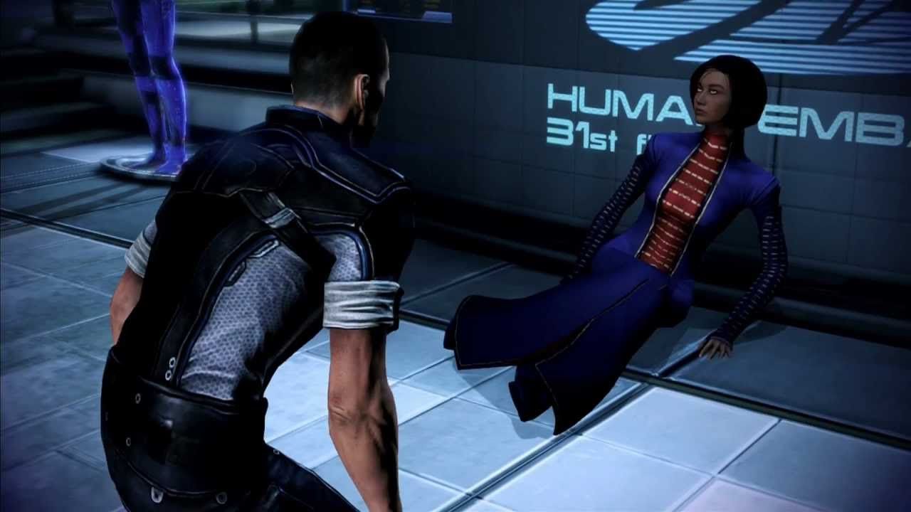 Ударить репортера в Mass Effect