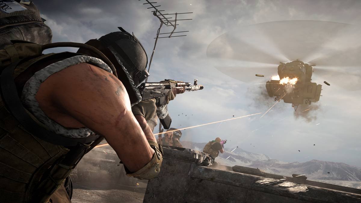 warzone helicopter being shot at from prison area