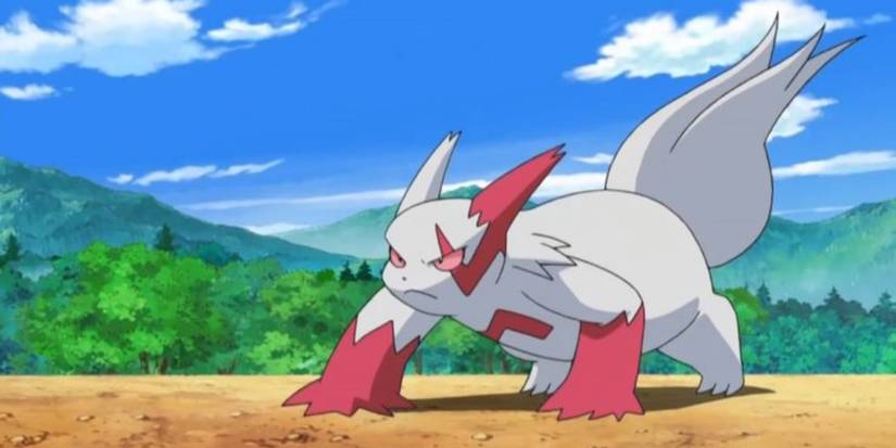Zangoose preparing to attack