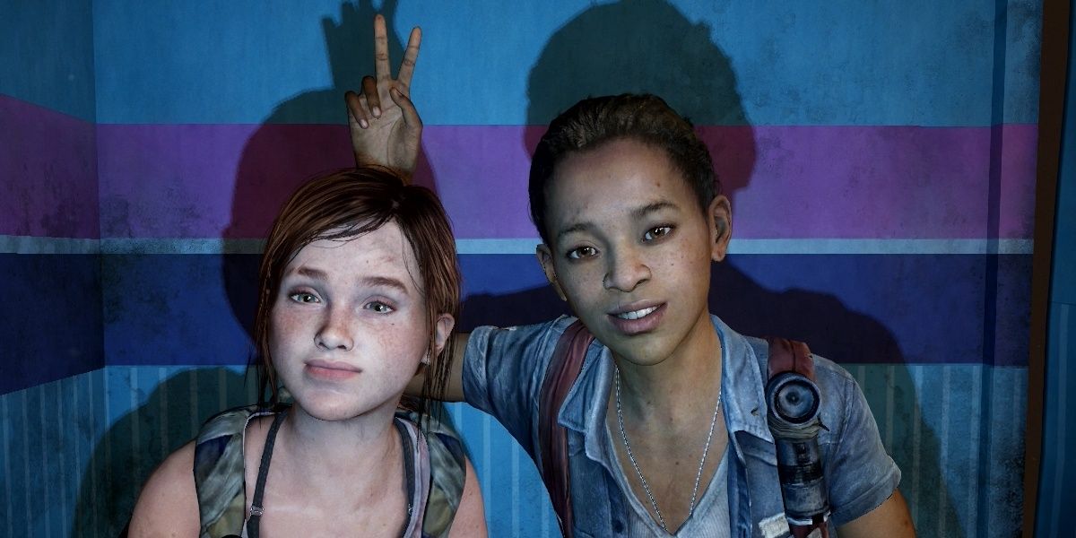 Ellie and Riley in photo booth The Last Of Us Left Behind