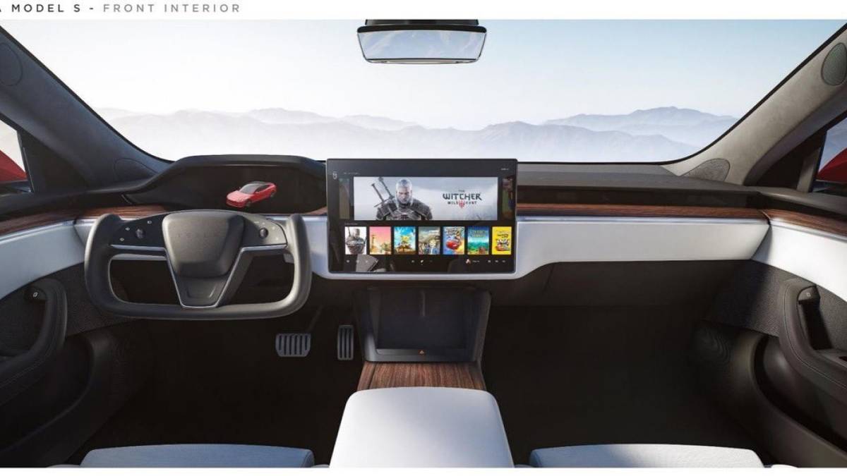 TeslaInteriorFEATURE