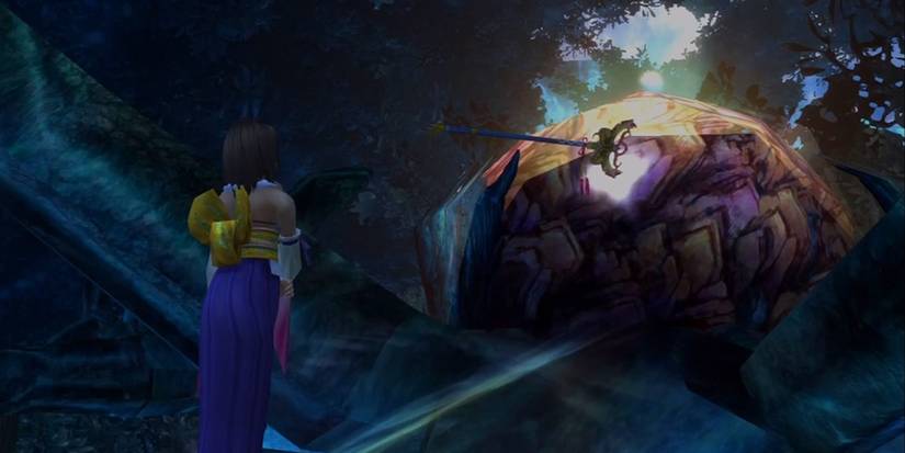 Yuna powering up her Nirvana in Final Fantasy X