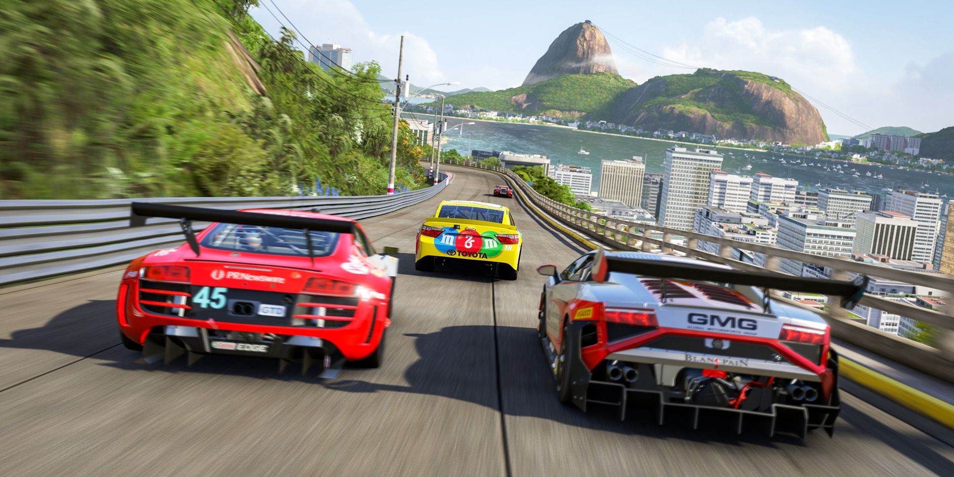 Multiple cars driving on a track in Forza Motorsport 6