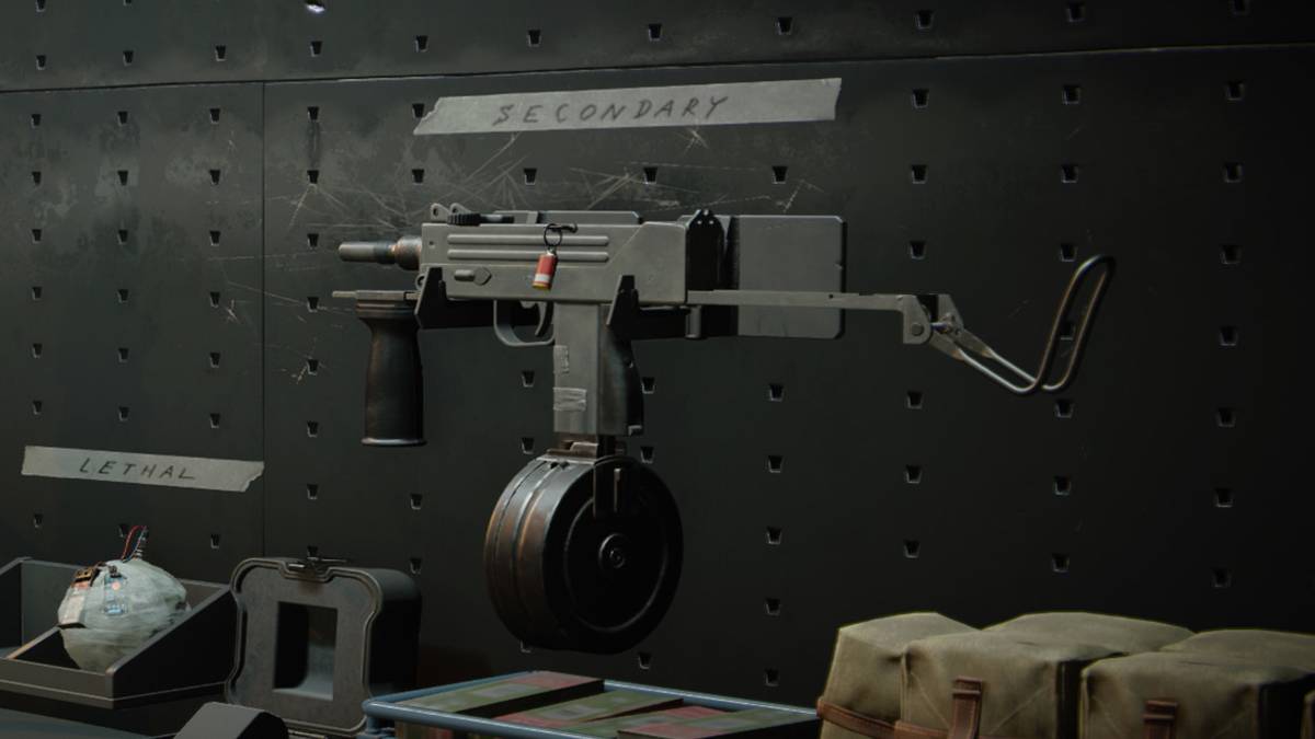 mac-10 on wall loadout select black ops cold war