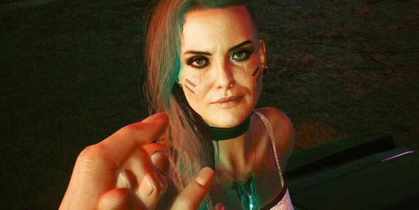 Cyberpunk 2077 Rogue during her romance scene