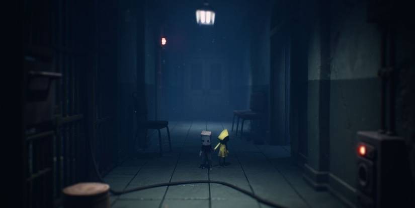 Little Nightmares 2 Six and Mono in Empty Room