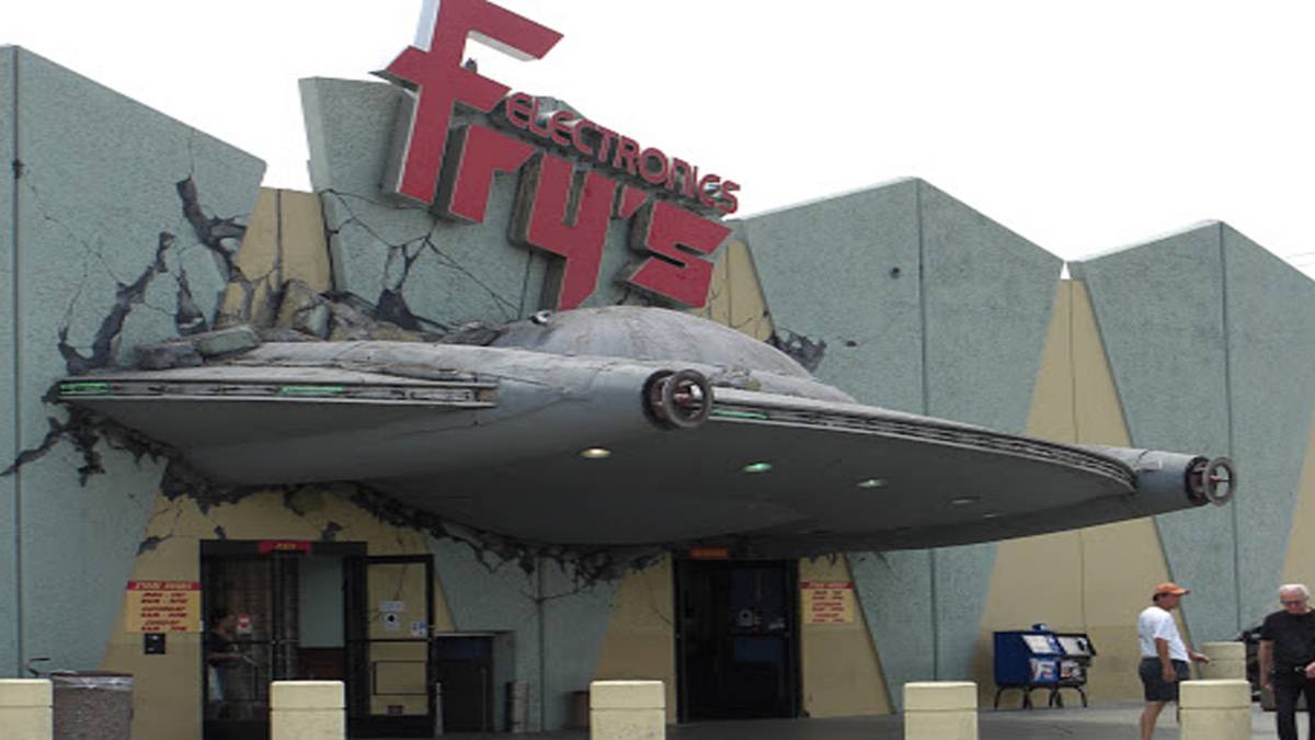 Fry's Electronics Closing Nationwide