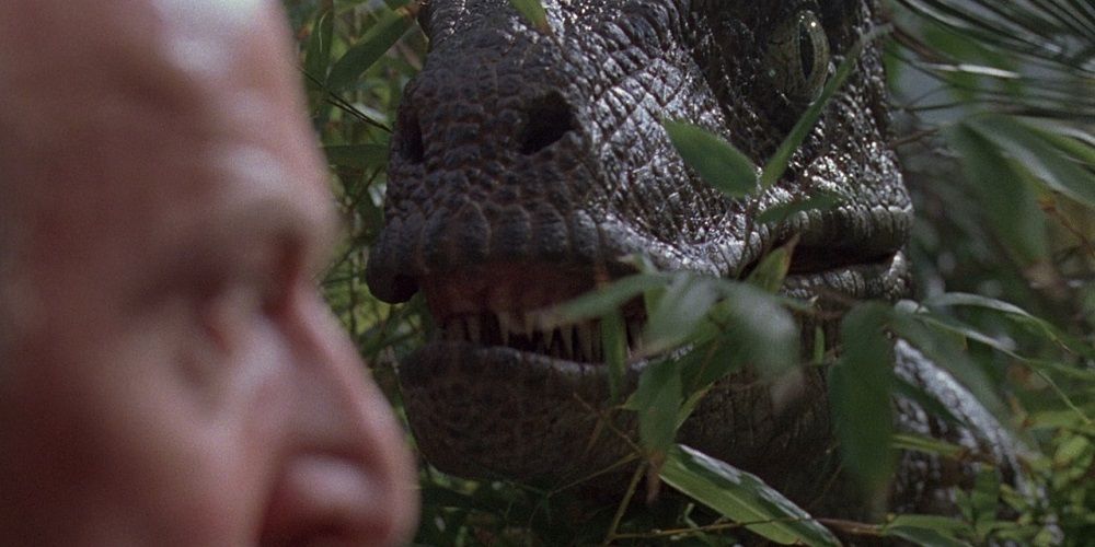 Jurassic Park Raptor sneaks up on Robert Muldoon