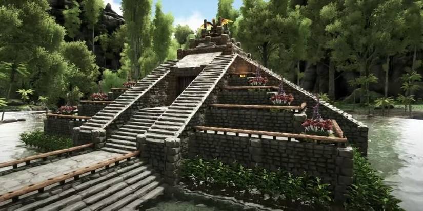 ARK Survival Evolved Pyramid Base Design by Aaron Longstaff