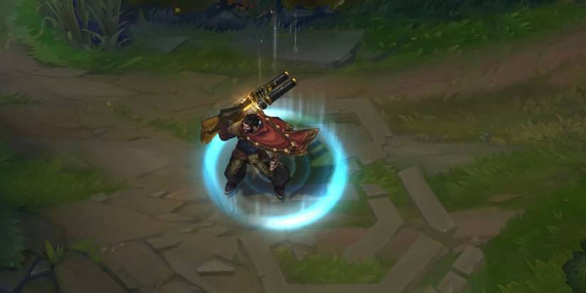 Draven Recalling to Base in League of legends