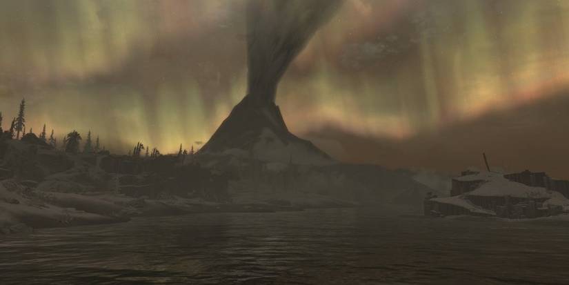 Red Mountain blows out smoke and ash