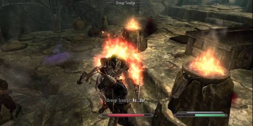 Skyrim dawnbreaker causing fire damage