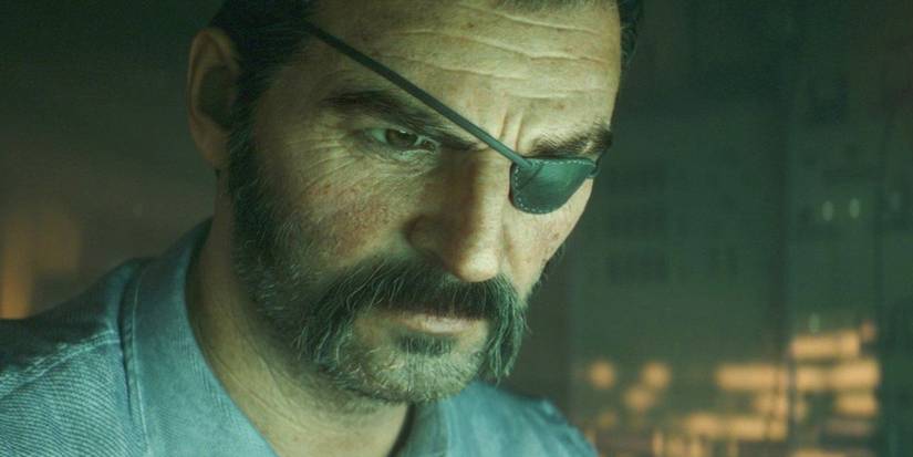 close-up image of weaver full size black ops