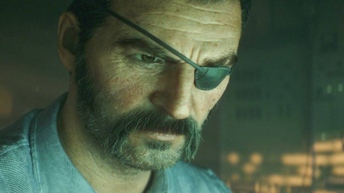 close-up image of weaver full size black ops