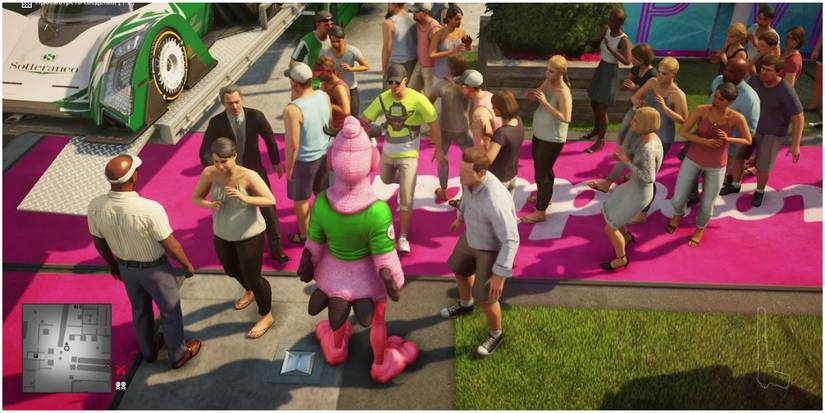 Crowd panic is a great way to slip away unnoticed