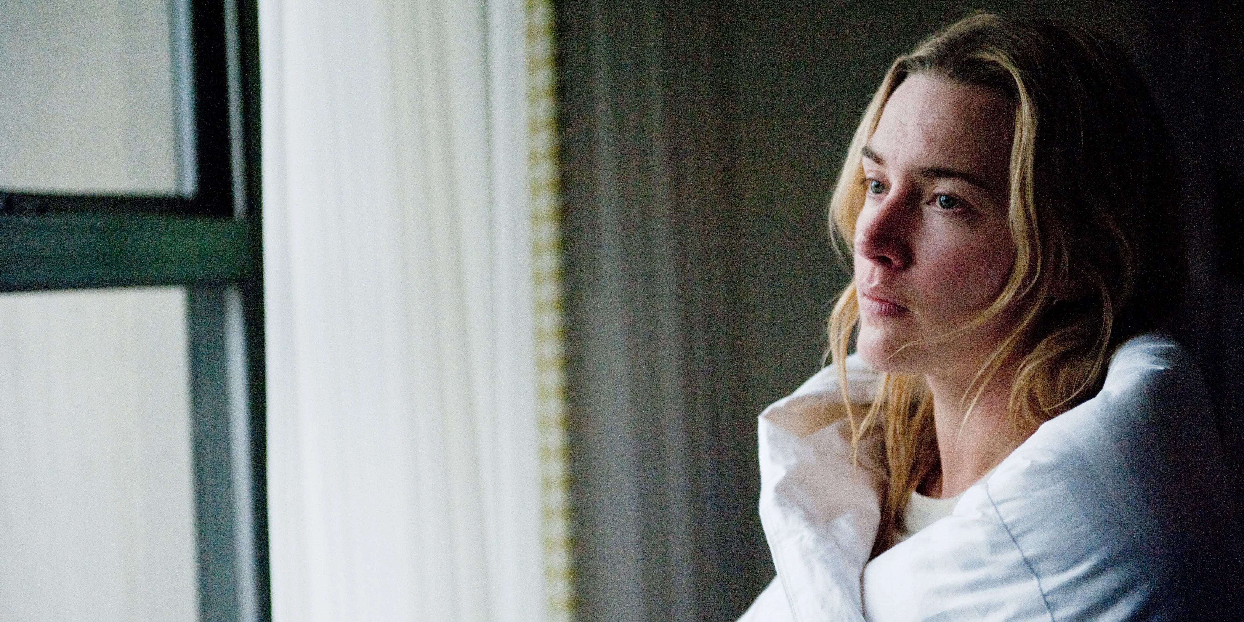 Kate Winslet in Contagion (2011)