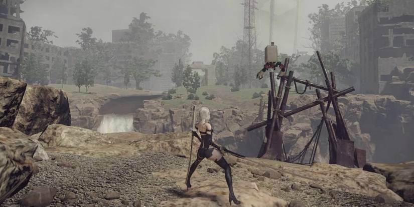 A2 Is Hostile To Her Pod At First In Nier: Automata