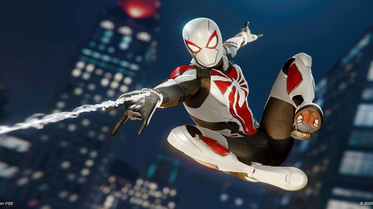 Spider-Man white armored spider
