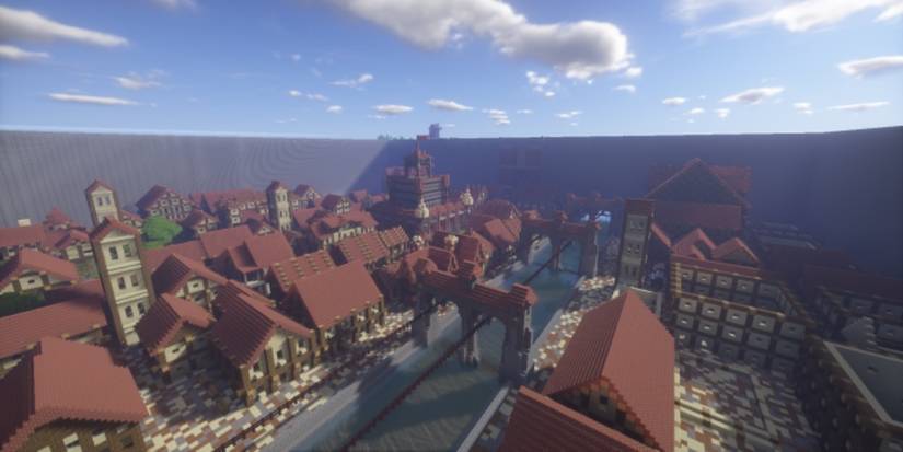 Minecraft Meets Attack On Titan: 10 Custom Maps That Are Incredible