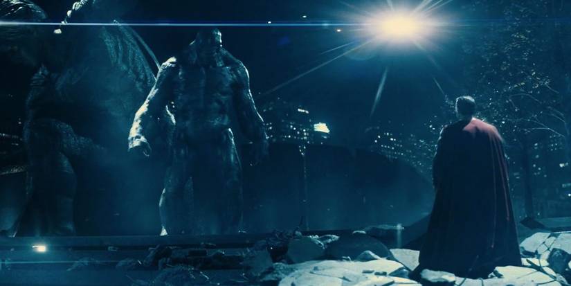Batman v Superman Doomsday vs Superman