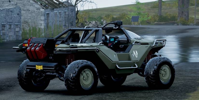 Forza Horizon 4 AMG Transport Dynamics M12S Warthog CST driving turning near building