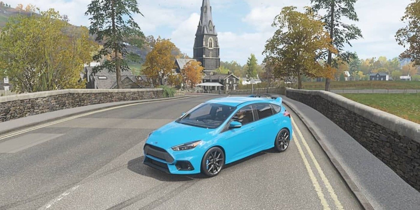 Forza Horizon 4 Ford Focus turning on prarie street