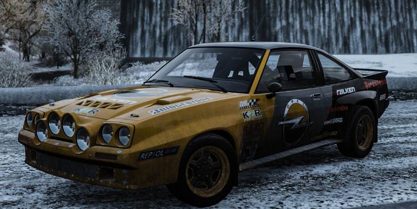 Forza Horizon 4 Open Manta 400 front diagonal view in winter