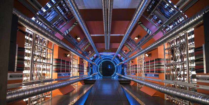 Particle accelerator