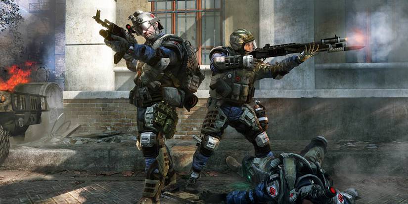 Prioritize revives - Warface Medic Tips