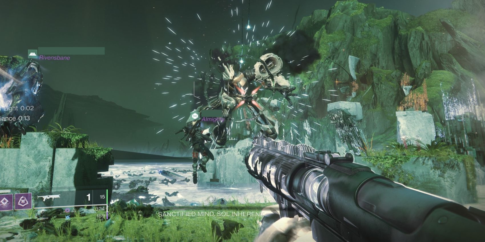 Игрок Destiny 2 использует гранатомет Witherhoard Exotic