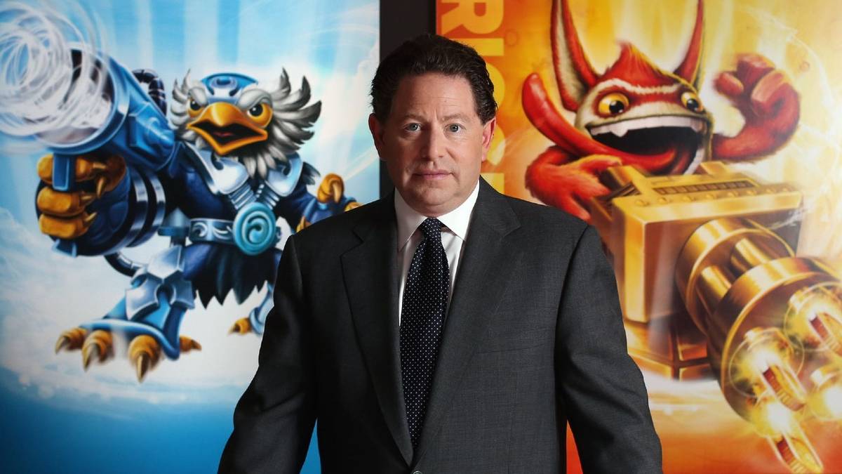 activision ceo big bonus
