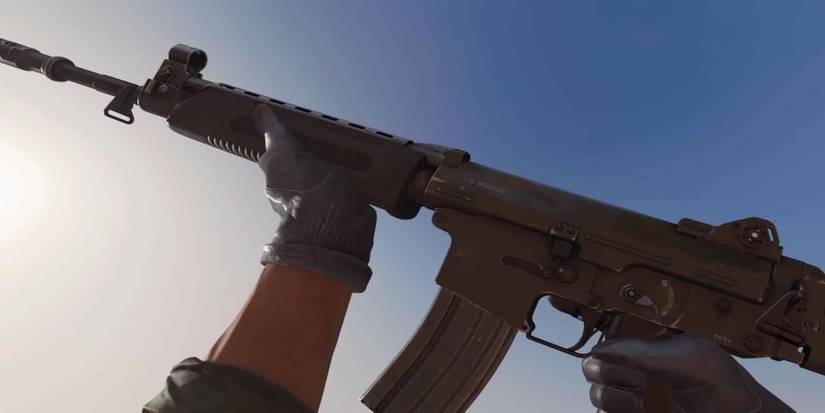 Modern Warfare 2: How to Inspect Weapons