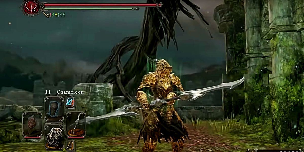 player holding a boss weapon twinblade.
