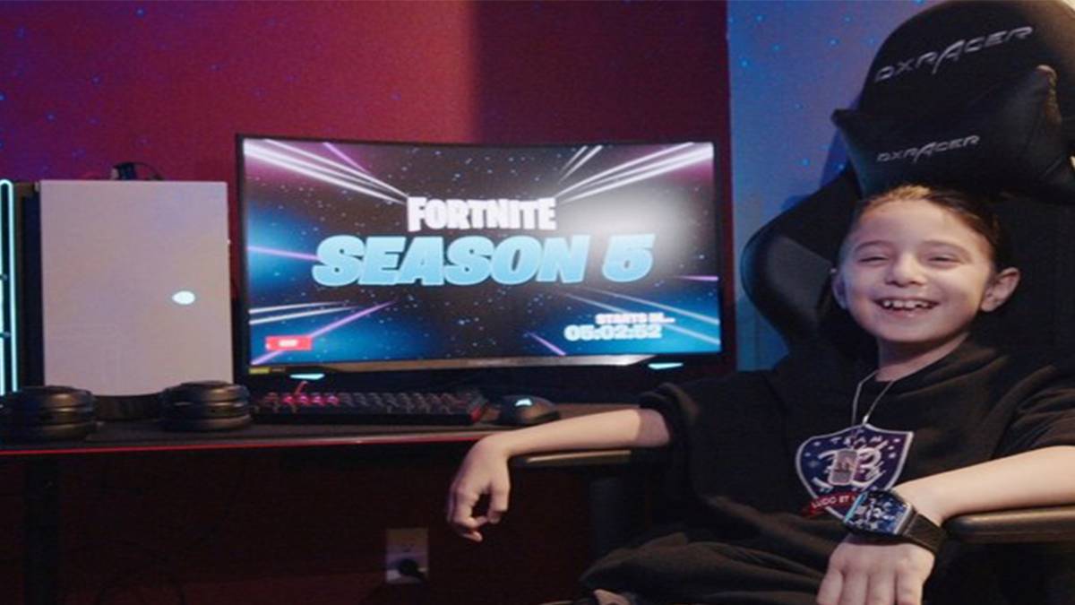 Joseph Deen in front of PC