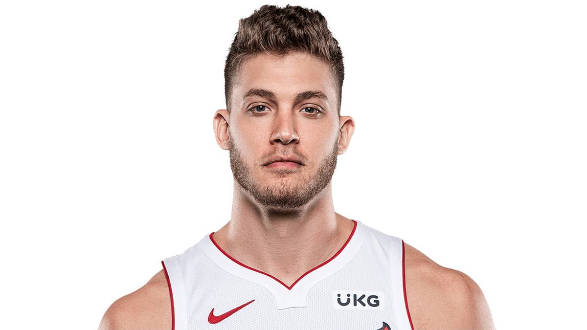 meyers leonard miami heat twitch stream