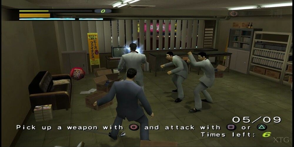 Fighting in the first Yakuza game