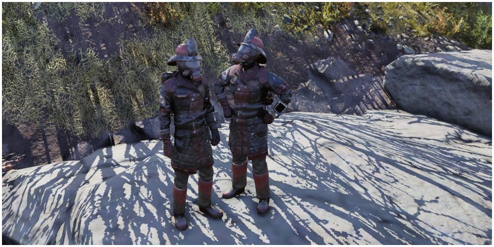 Two players in Fire Breather armor
