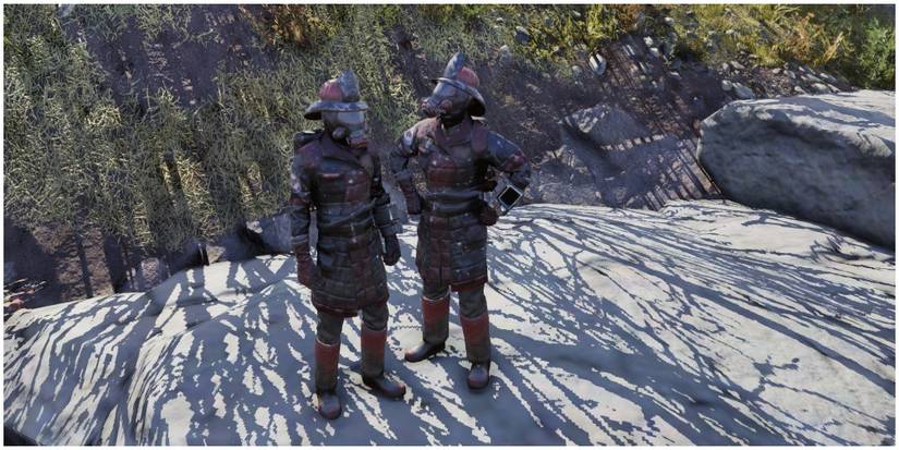 Two players in Fire Breather armor