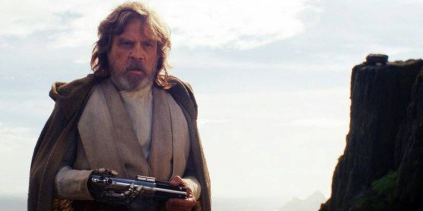 luke skywalker in star wars the last jedi