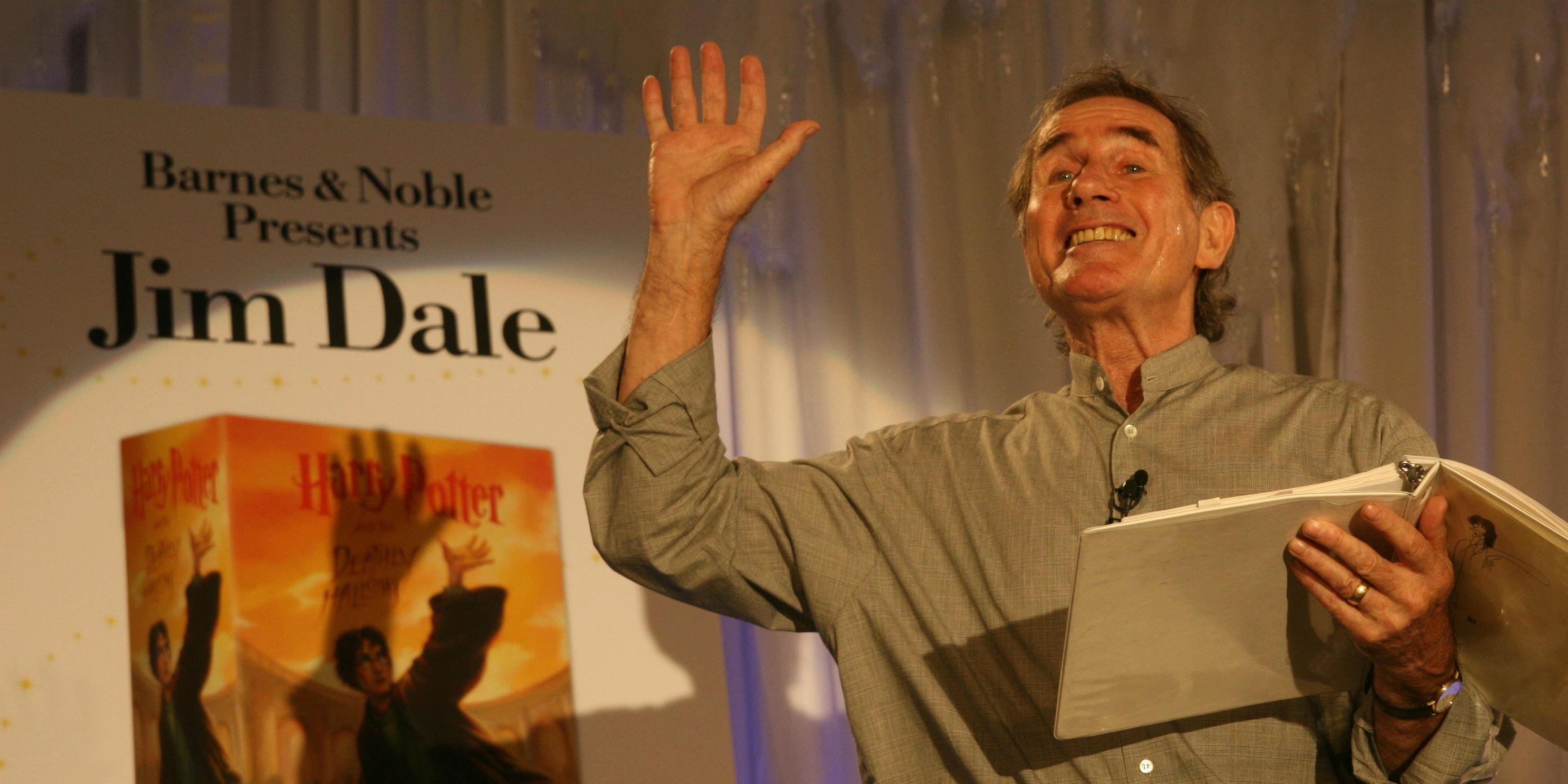 Jim Dale narrates the Harry Potter books at a public event