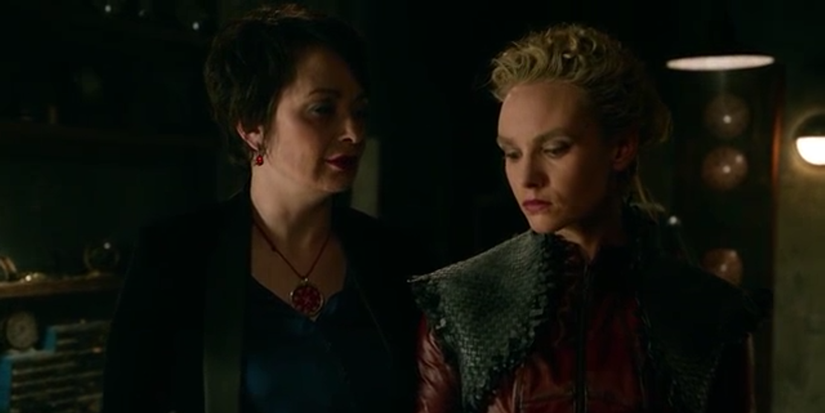 Legends of Tomorrow Atropos and Lachesis